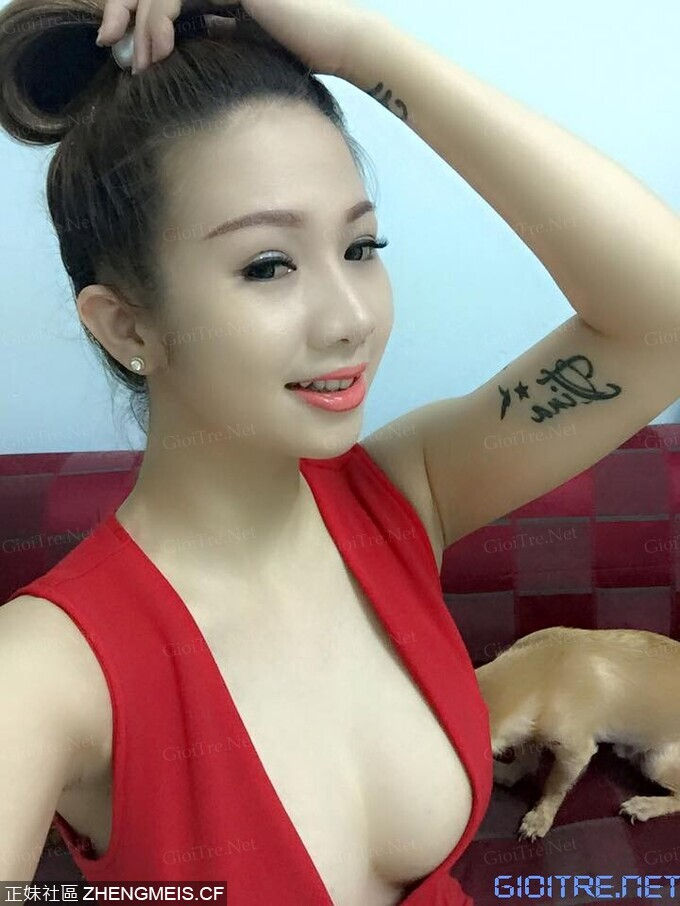 Model Nhung Tina _ E_CUP.jpg