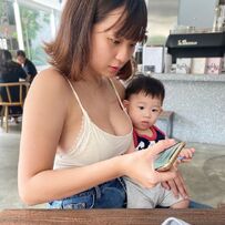 童颜巨乳妈妈