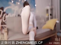 极品网红脸美女大尺度日常私拍流出和集 身材苗条美乳美穴 玉指插粉嫩无毛小穴 很是诱 ...