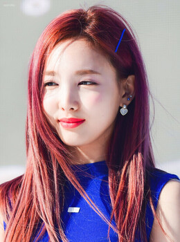 Nayeon 林娜璉